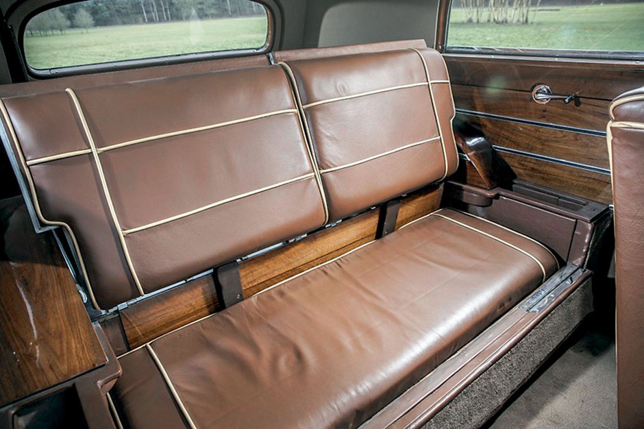 Bentley Mk VI Countryman Shooting Brake - zaproszenie na polowanie