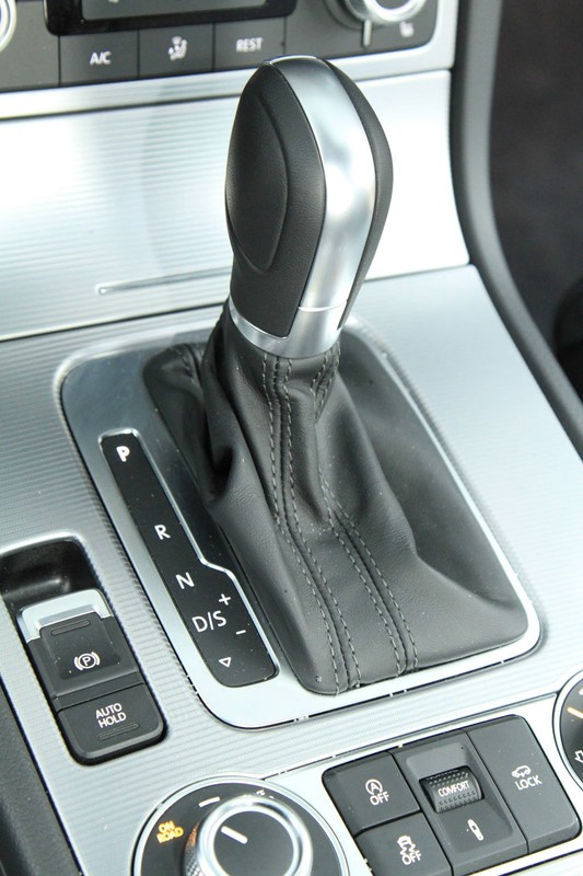 Volkswagen Touareg 3.0 TDI - Pogromca błota i śniegu
