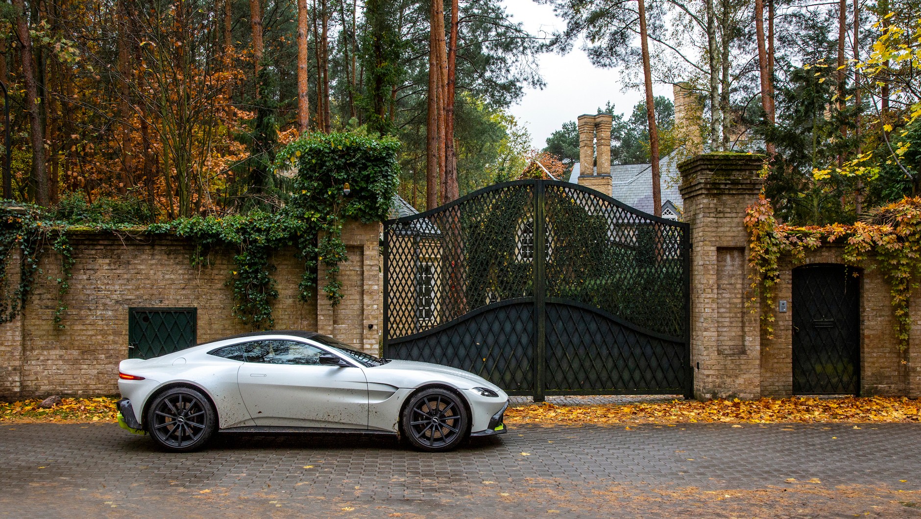 Aston Martin Vantage