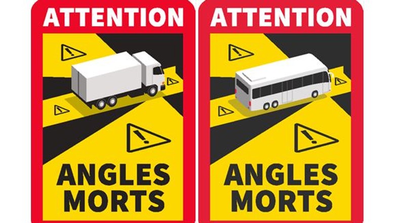 Francja wprowadziła obowiązkowe naklejki na samochody