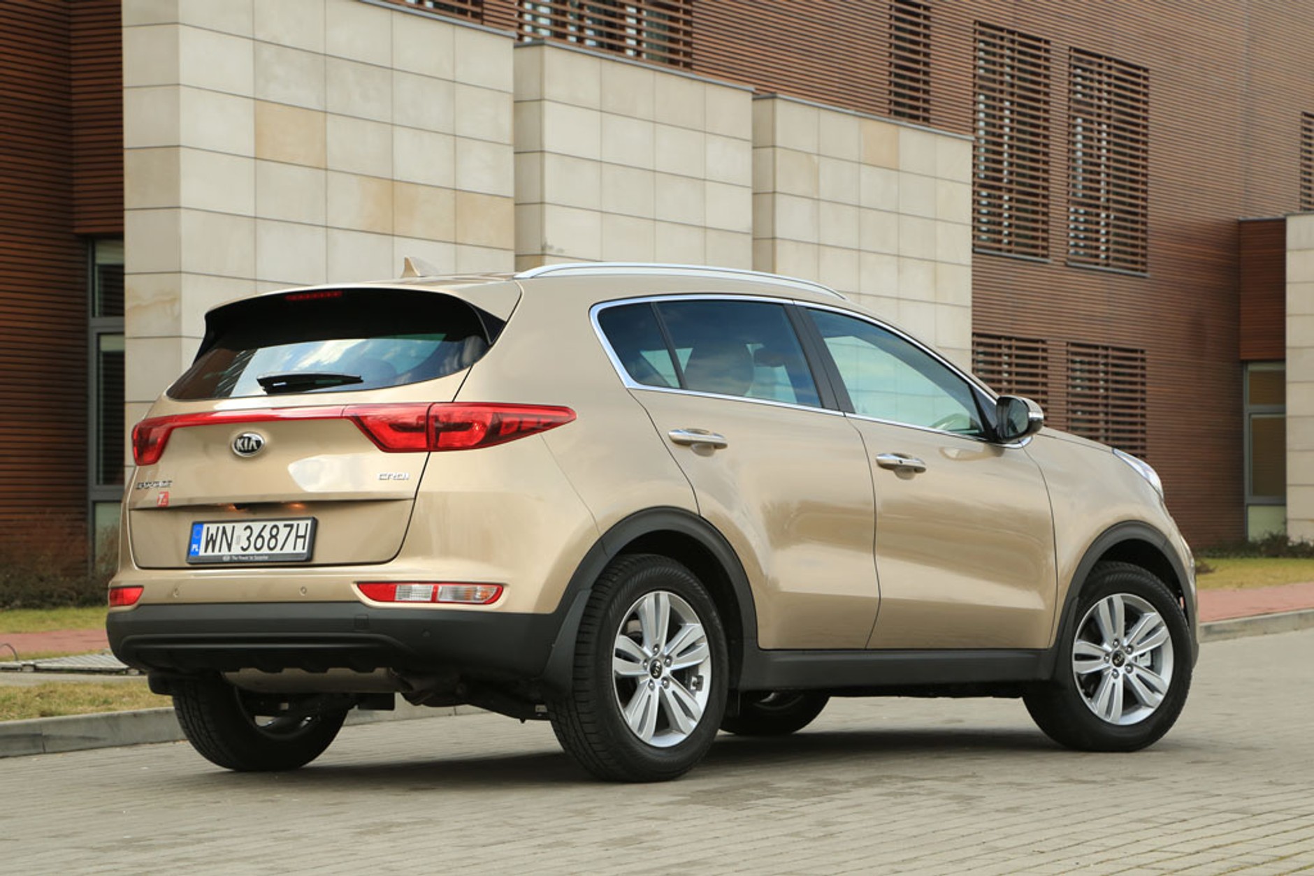Kia Sportage 1.7 CRDi - przybyło miejsca i komfortu