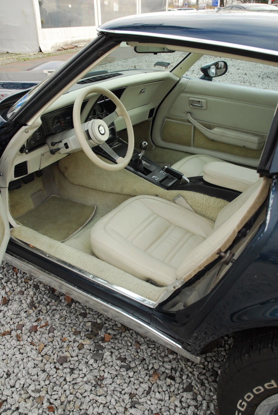 Chevrolet Corvette C3: kultowa płaszczka z plastiku