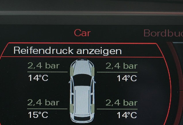 Jeśli w aucie są czujniki umieszczone w kołach, fałszywych alarmów jest mniej, bo system bierze pod uwagę temperaturę opon