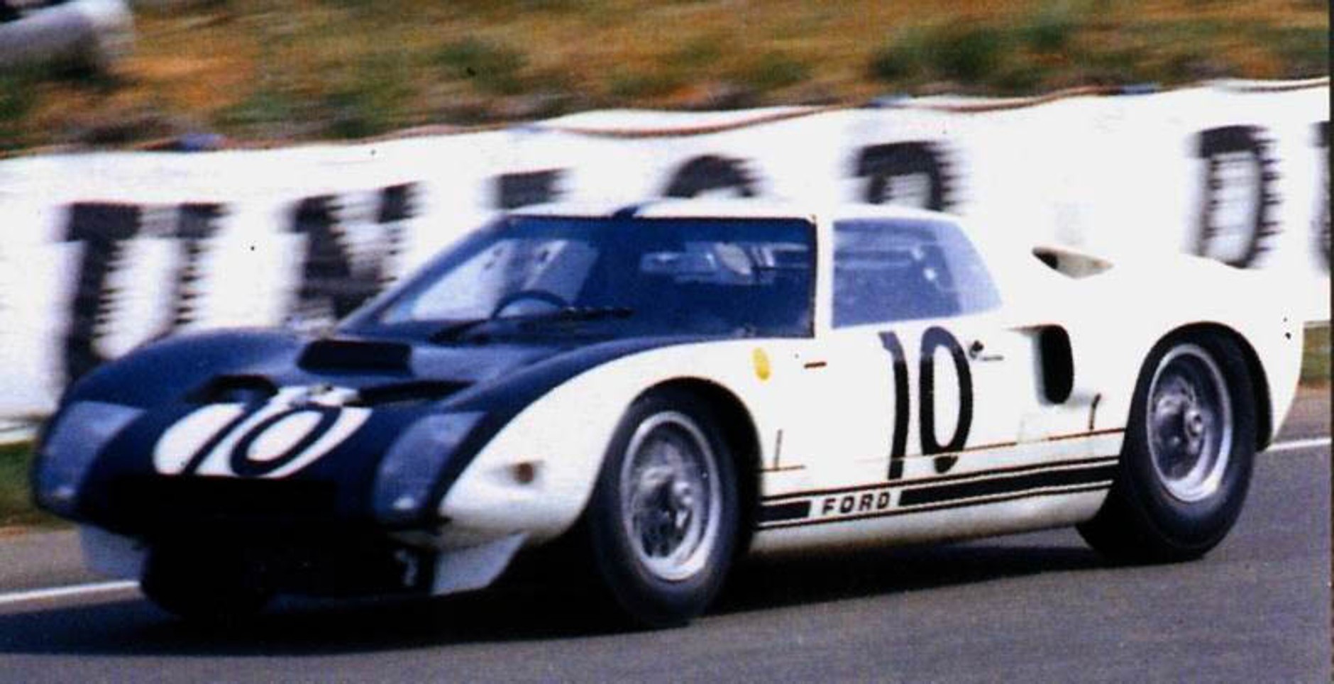 Ford GT40 – bicz na Ferrari
