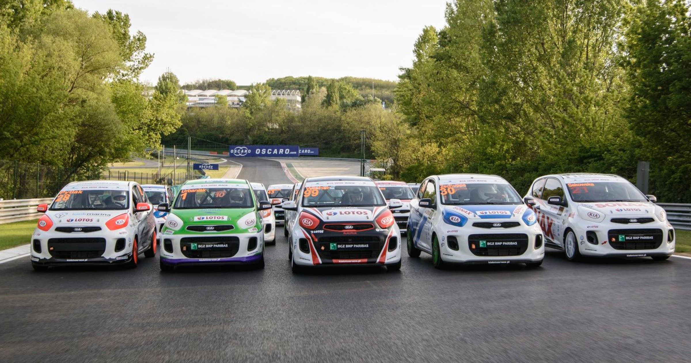 KIA Lotos Race