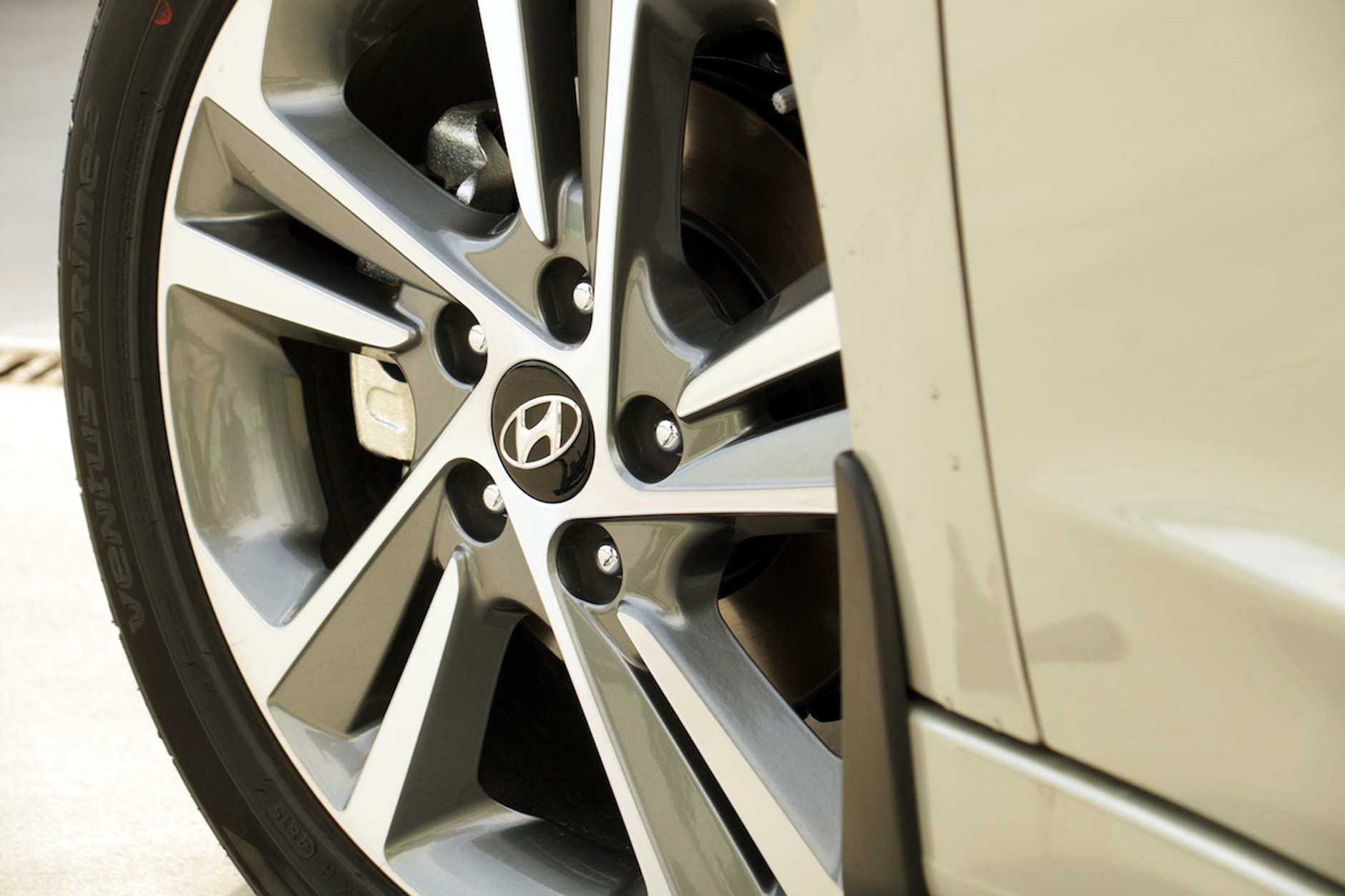 Hyundai Elantra - porównanie generacji