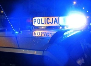 Karambol na S7 – 17 rozbitych aut i 3 rannych. Jak uniknąć takiej sytuacji?