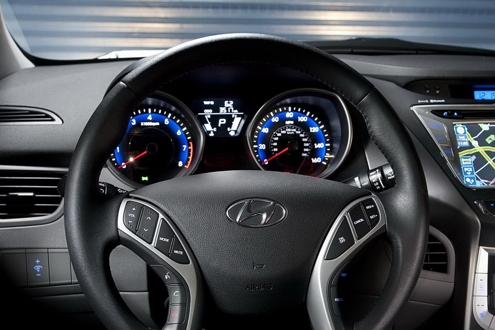 Hyundai Elantra: Świeży powiew