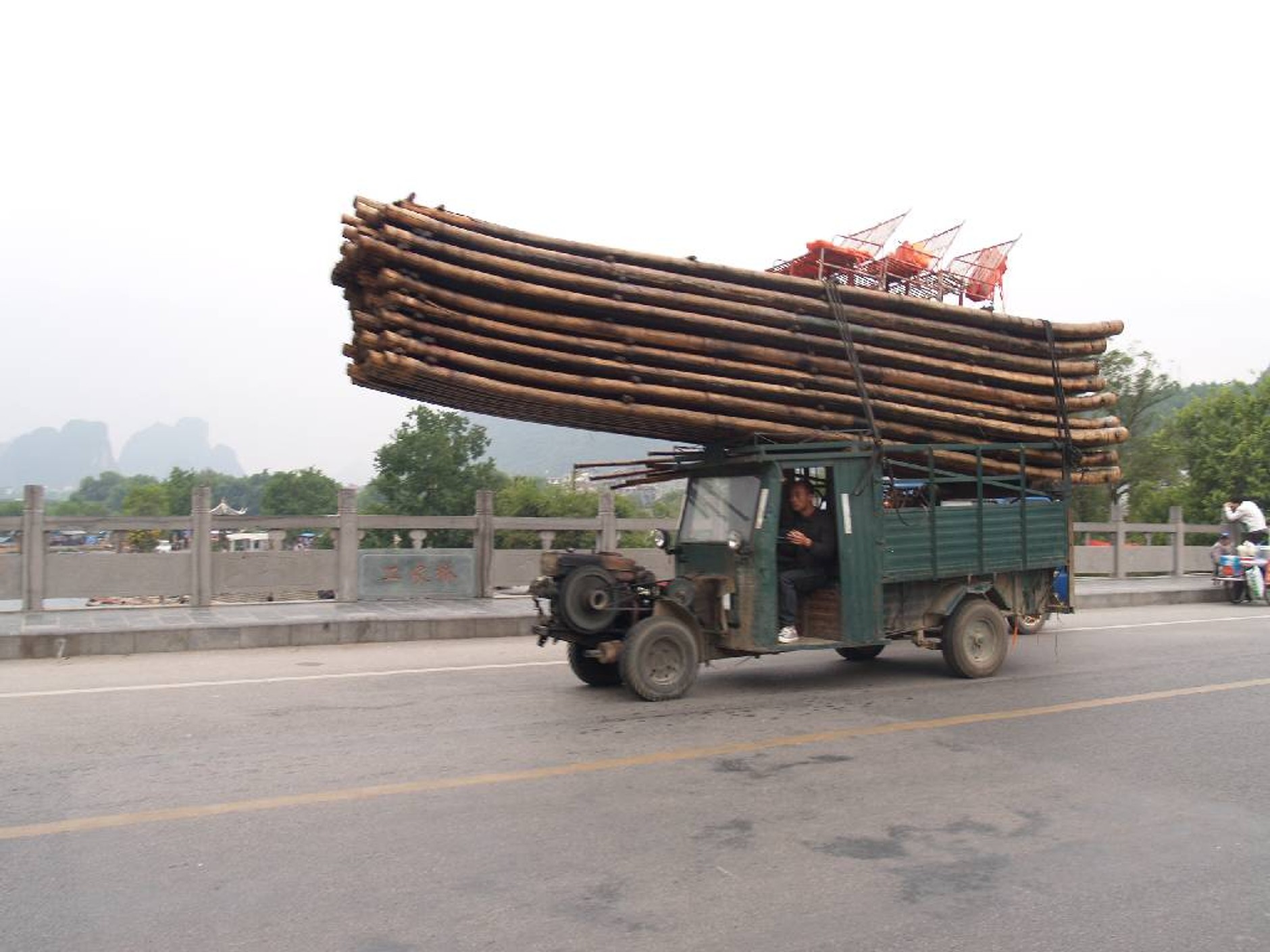 Audi Q3 na chińskich drogach: zobaczcie co jeździ za Wielkim Murem