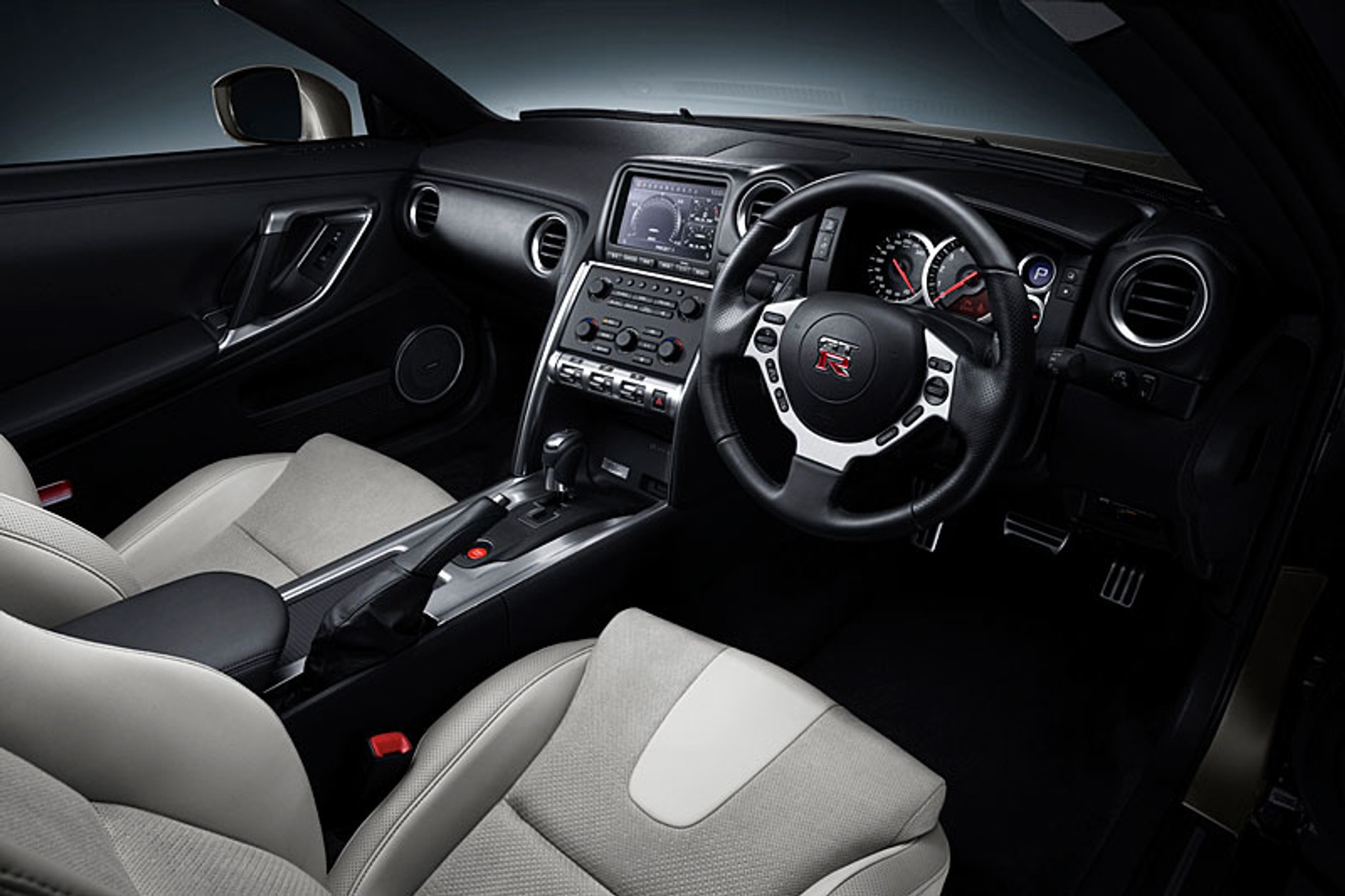 Tokio 2009: Nissan GT-R - modernizacja na rok modelowy 2010