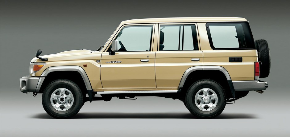 Toyota Land Cruiser J7