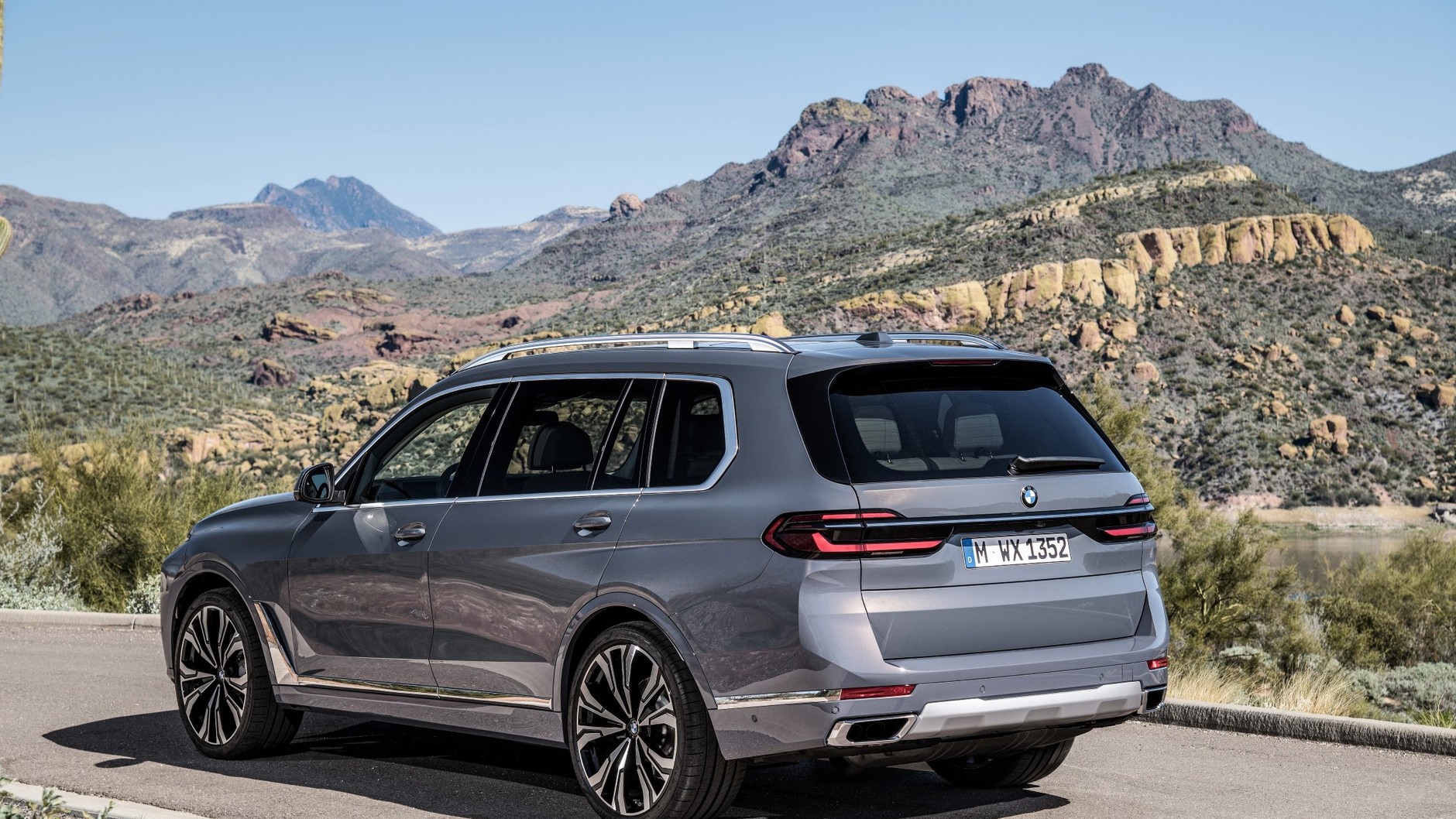 BMW X7 po face liftingu (2022)