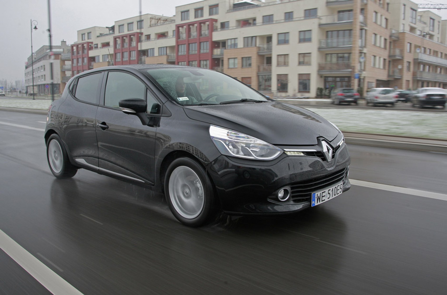 Auto Świat Test Team: czytelnicy testują Peugeota 208 i Renault Clio