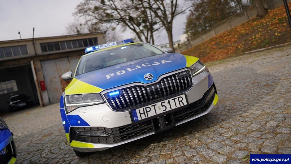 Skody z nowym malowaniem trafiły do policji.