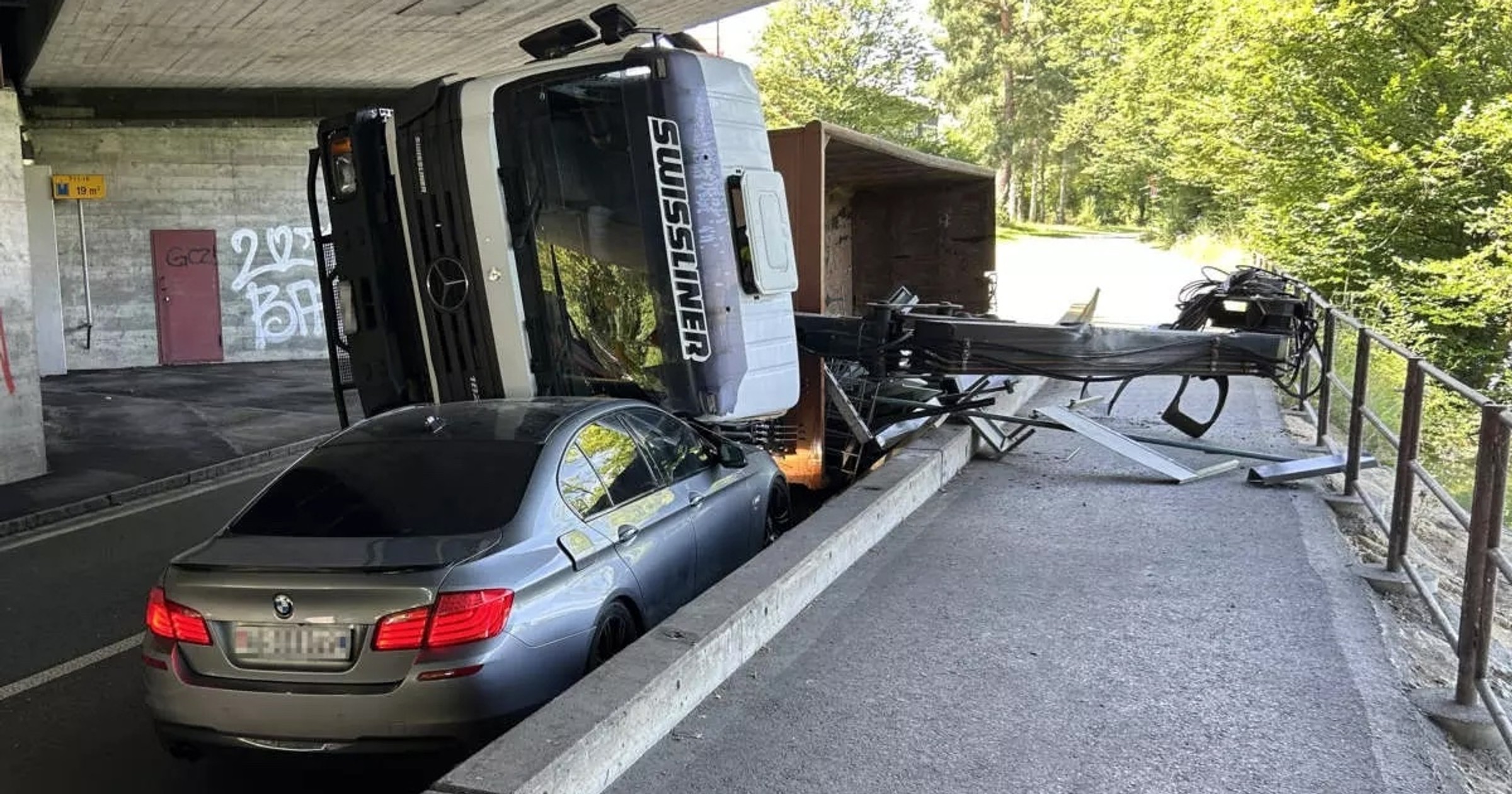 Wypadek dźwigu w Szwajcarii