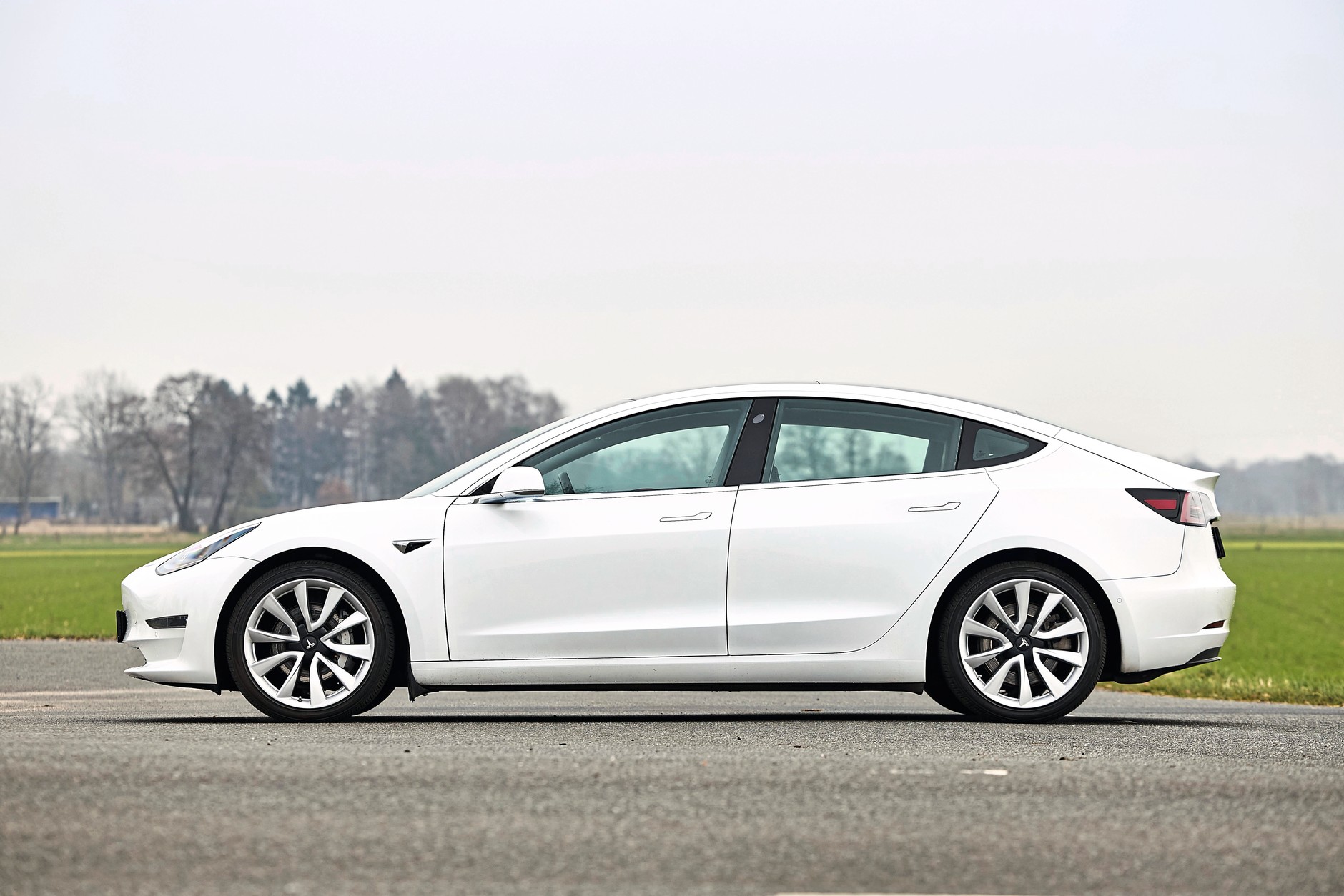 Tesla Model 3 Long Range Dual Motor (2020)