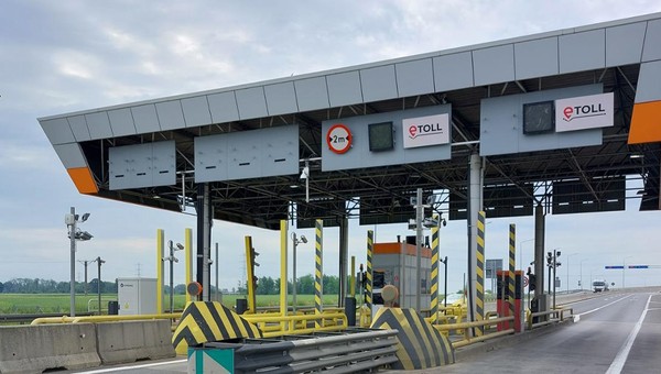 Dwie firmy chcą rozebrać Stacje Poboru Opłat na opolskim odcinku autostrady A4