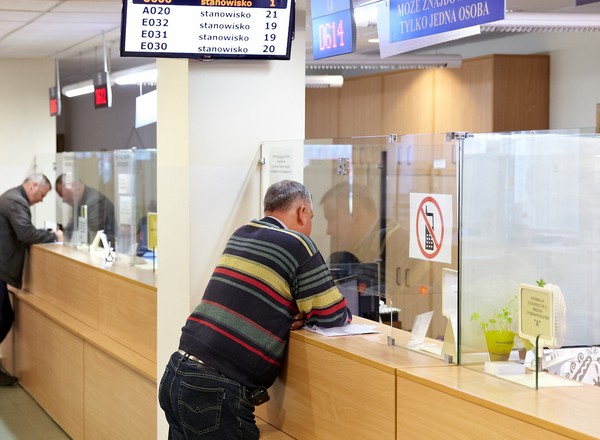 Nadchodzą duże zmiany w sprawie pojazdów w Polsce. Jest już projekt