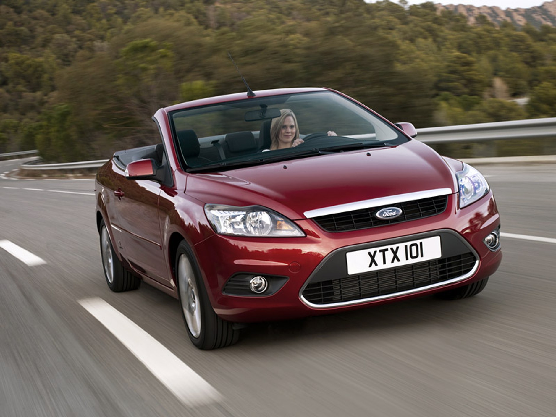 Genewa 2008: Ford Focus CC: ostatni członek rodziny otrzymał nową twarz