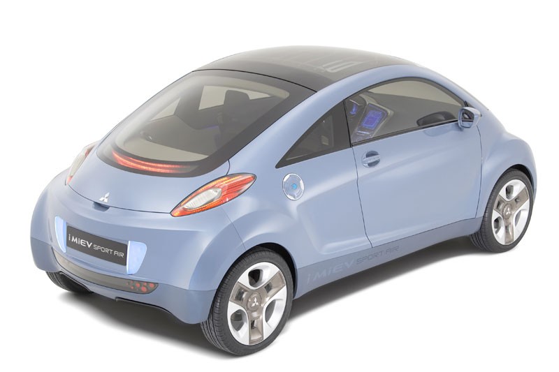 Genewa 2009: Mitsubishi pokazało concept car – kabriolet i MiEV SPORT AIR