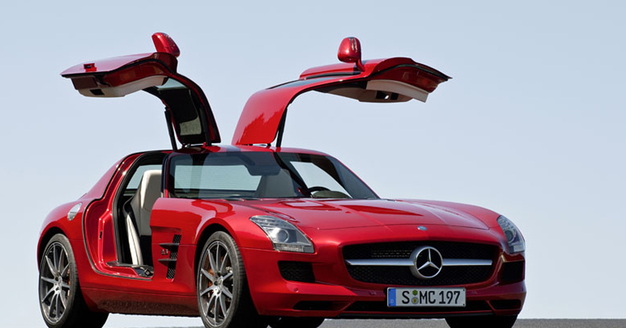 Mercedes-Benz SLS AMG