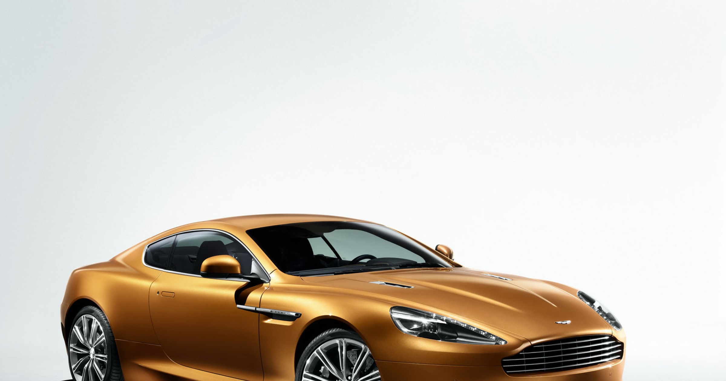 Aston Martin Virage – fifty-fifty