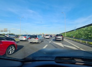 Autostrada A2 zablokowana w obu kierunkach. Kolizja w Wielkopolsce
