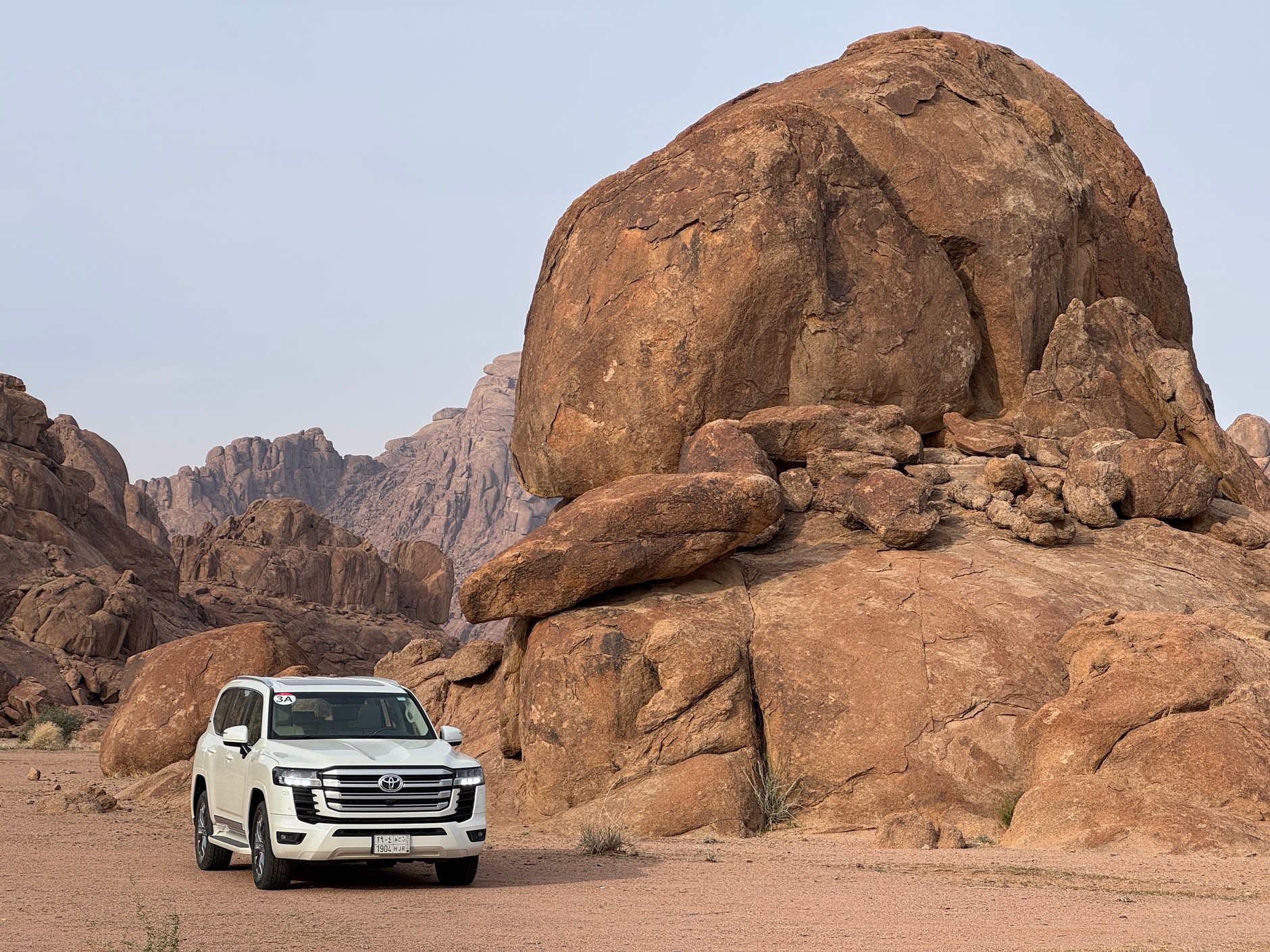 Toyota Land Cruiser 300