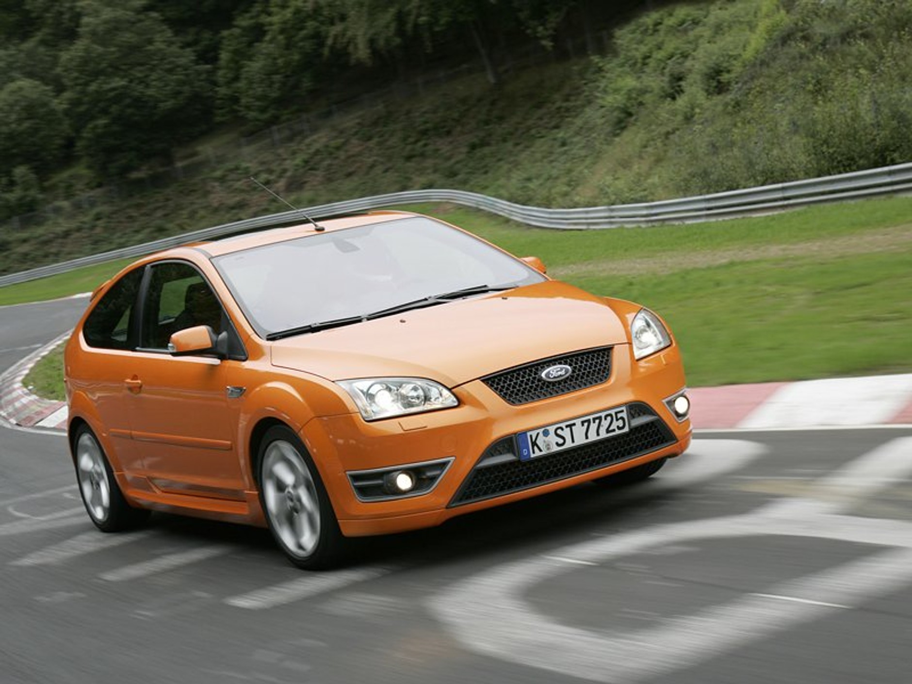 Ford Focus ST: rynkowy sukces i rekord na Nürburgring