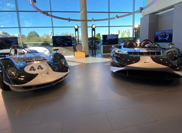McLaren Elva - kolekcjonerski roadster bez szyb za 9,5 miliona złotych