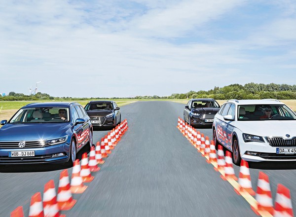 Porównanie kombi: nowe Mondeo, i40, Superb, Passat