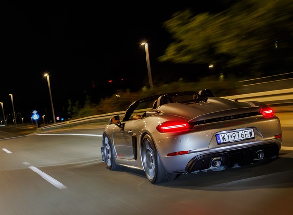 Porsche 718 Spyder RS to według mnie najlepszy wóz tego producenta. To dzięki temu, że nie jest jak inne