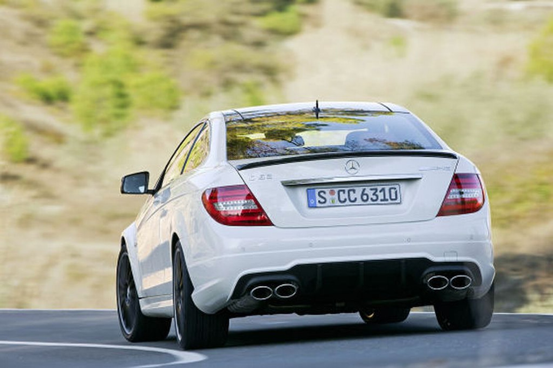 Mercedes C63 AMG Coupé – rodzina w komplecie