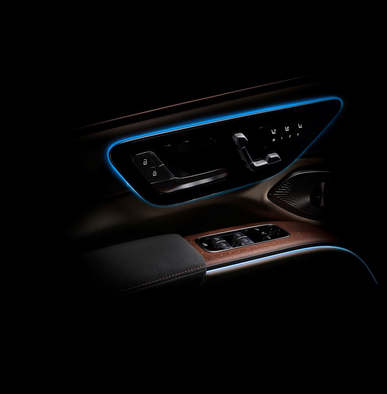 Mercedes EQS SUV