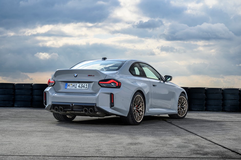 BMW M2 CS