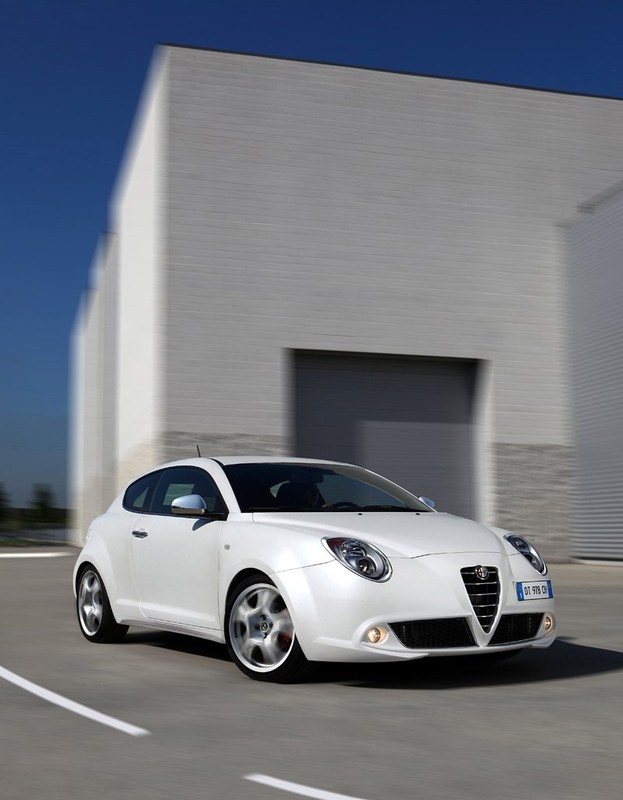 Alfa Romeo: kryzys trwa, a sprzedaż wzrasta