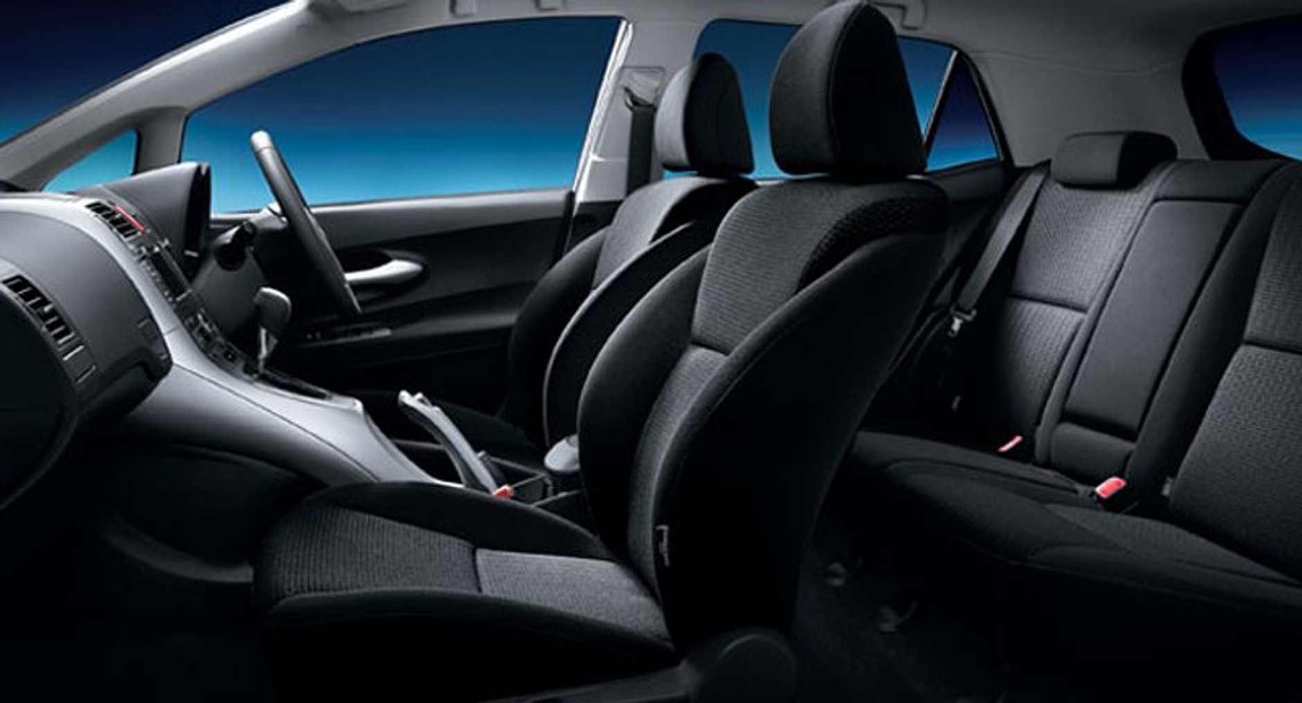 Toyota Auris – rozpoczęcie sprzedaży na rynku japońskim