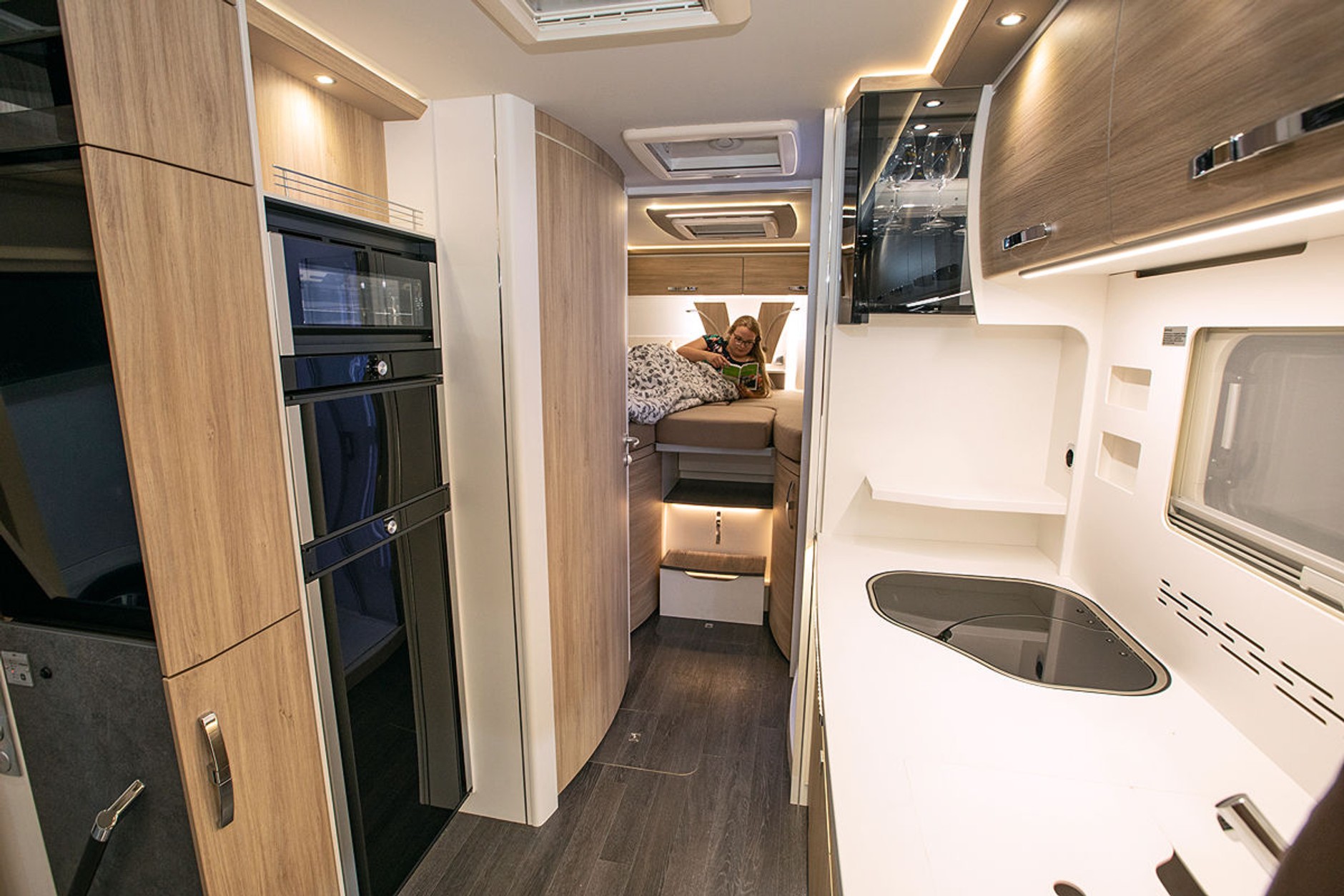 Frankia 1960 - 8 metrów i 5,5 tony luksusu na cały rok