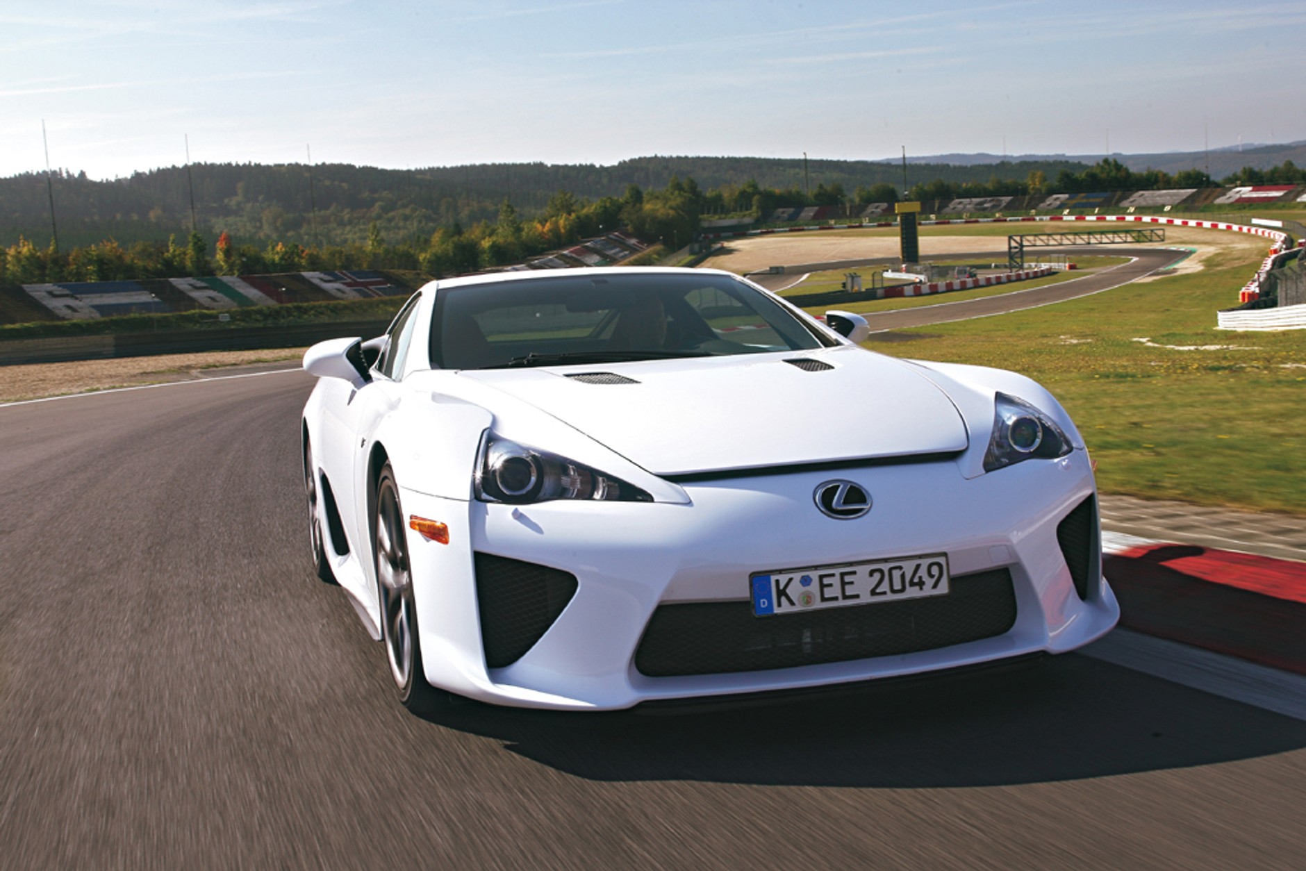 Lexus LF-A - Tor wolny  dla japońskiej gwiazdy