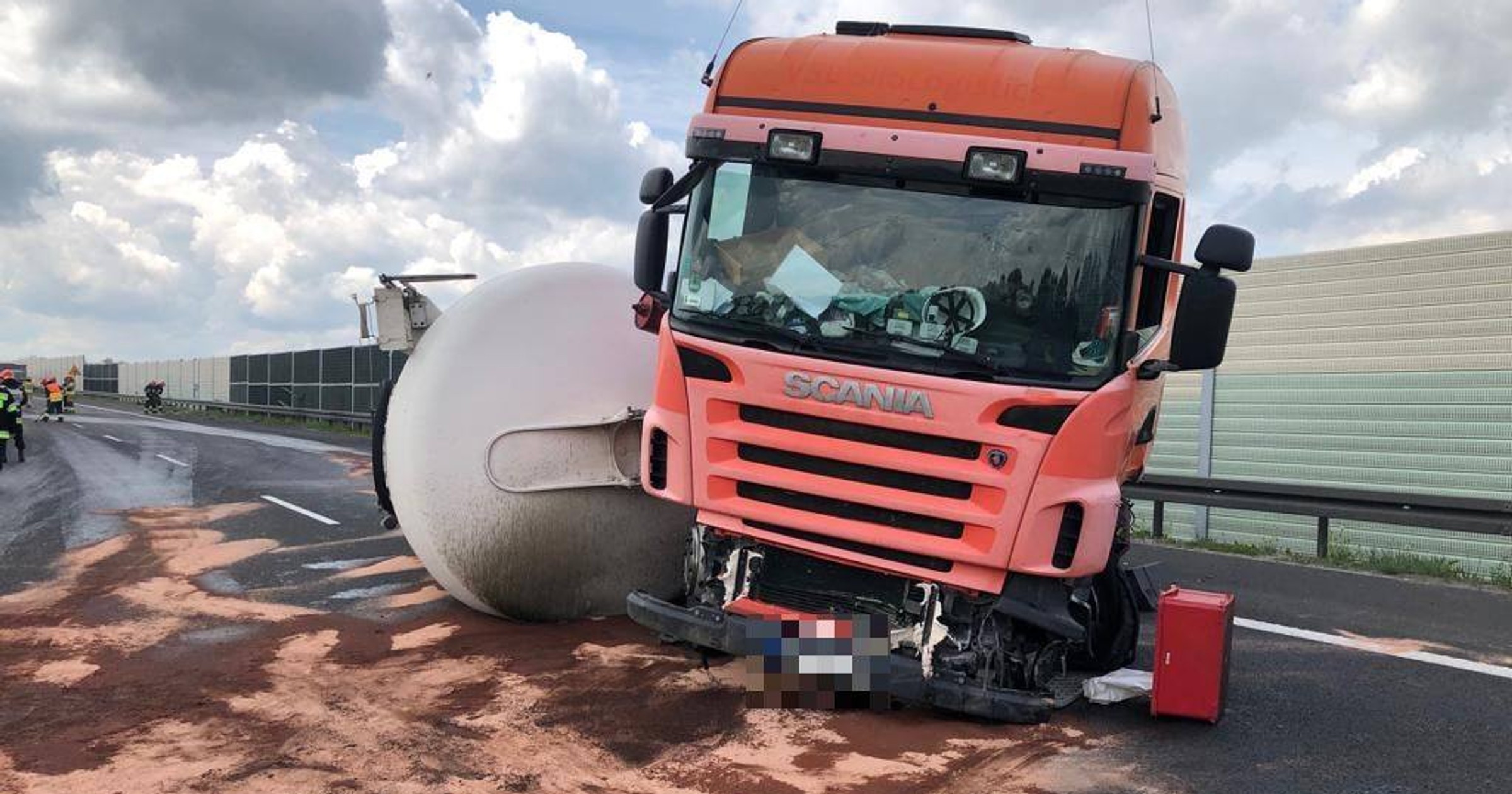 Cysterna zablokowała autostradę A4