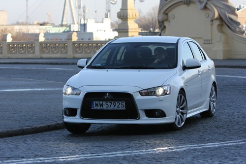 Volkswagen Golf 1.4 TSi kontra Citroen C4 1.6 THP i Mitsubishi Lancer Sportback 1.8 - Benzynowa rewolucja