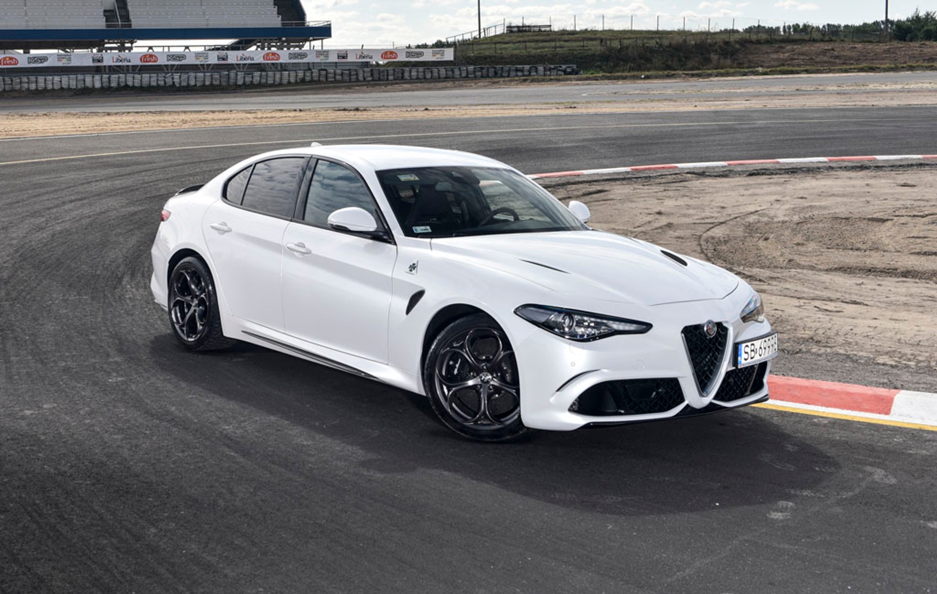 Alfa Romeo Giulia Quadrifoglio - powrót w wielkim stylu