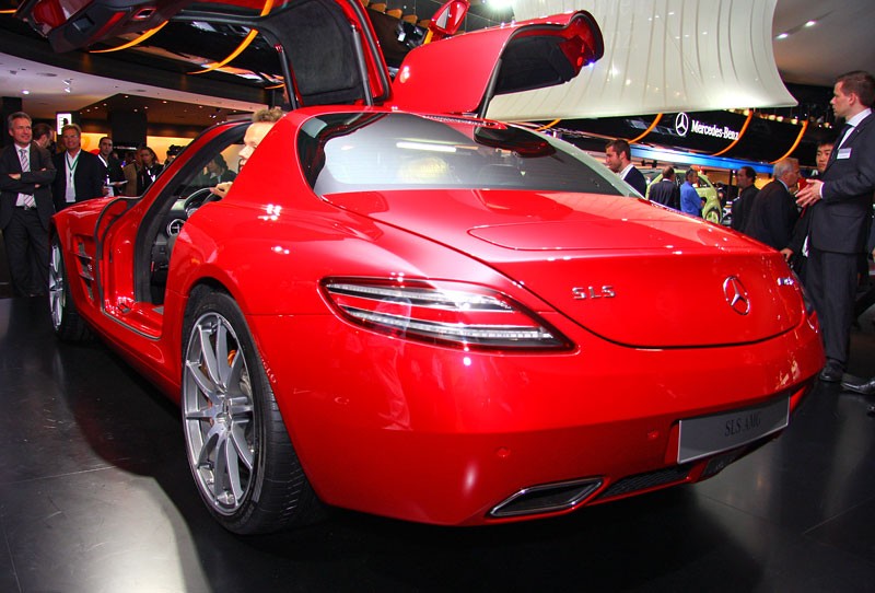 IAA Frankfurt 2009: Mercedes-Benz SLS AMG – Gullwing XXI wieku, pierwsze wrażenia