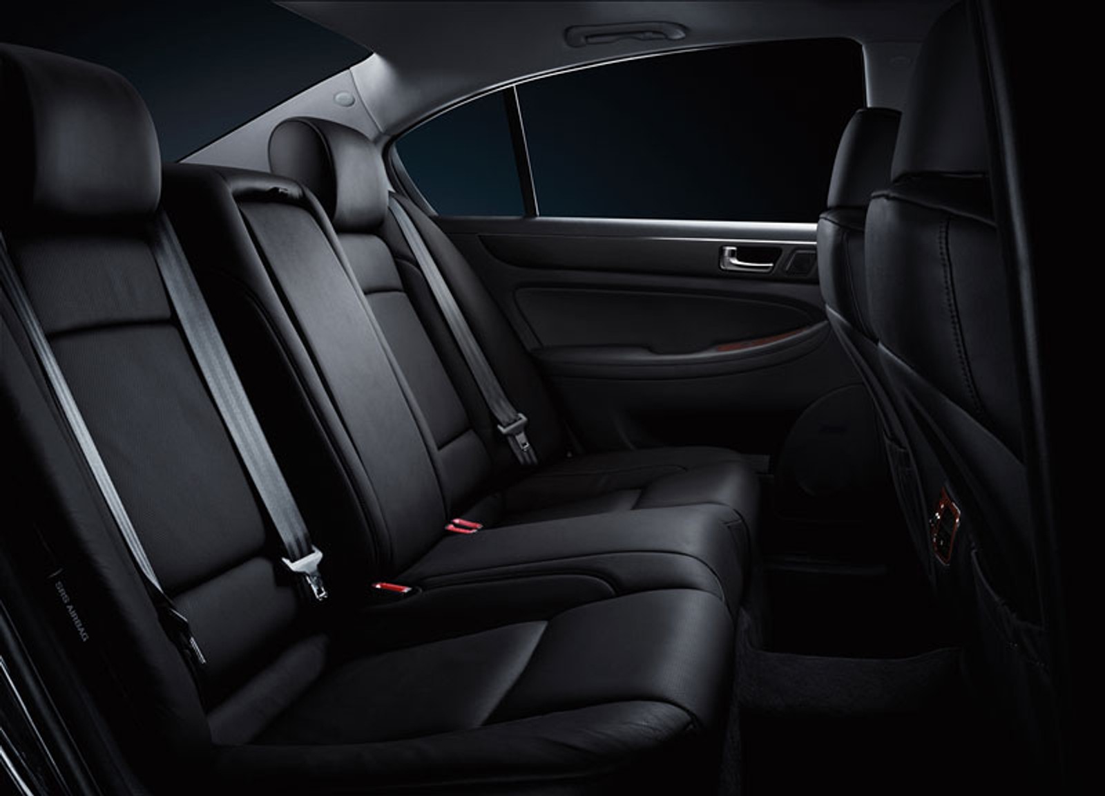 Detroit 2008: Hyundai Genesis - koreański flagowiec dopływa (oficjalne informacje)