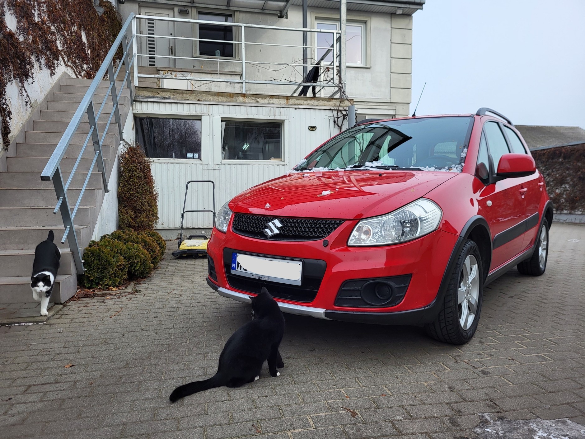 Suzuki SX4 z ogłoszenia: rocznik 2012, 190 tys. km przebiegu, napęd 4x4