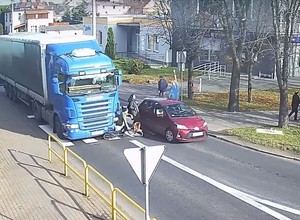 Potrącenie na pasach. Oto jak łatwo doprowadzić do tragedii