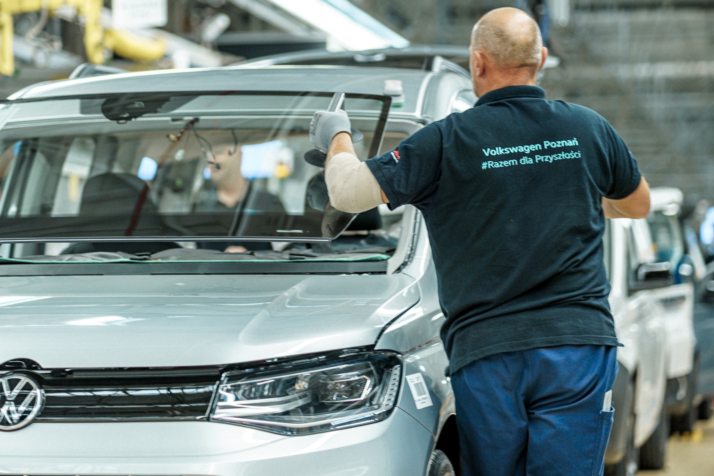 Podwójna pensja dla pracowników Volkswagena w Polsce. To wynegocjowany bonus
