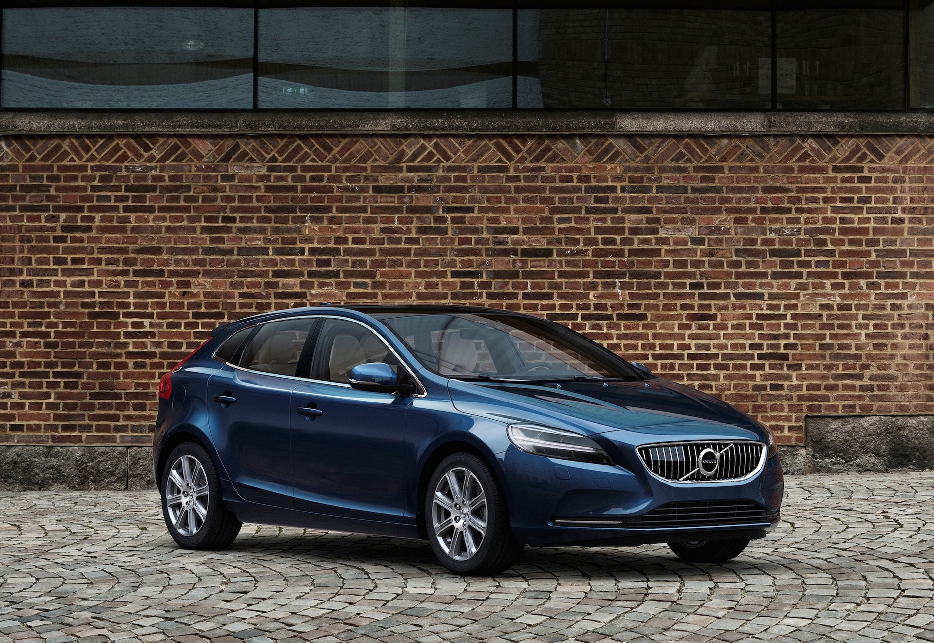 Volvo V40 po liftingu