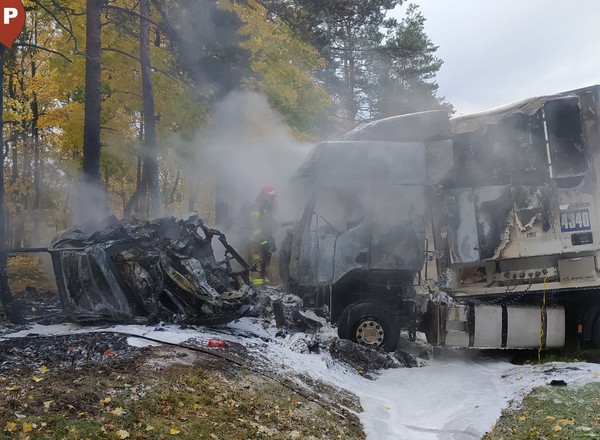 Tragiczny finał pościgu. Zginęły trzy osoby