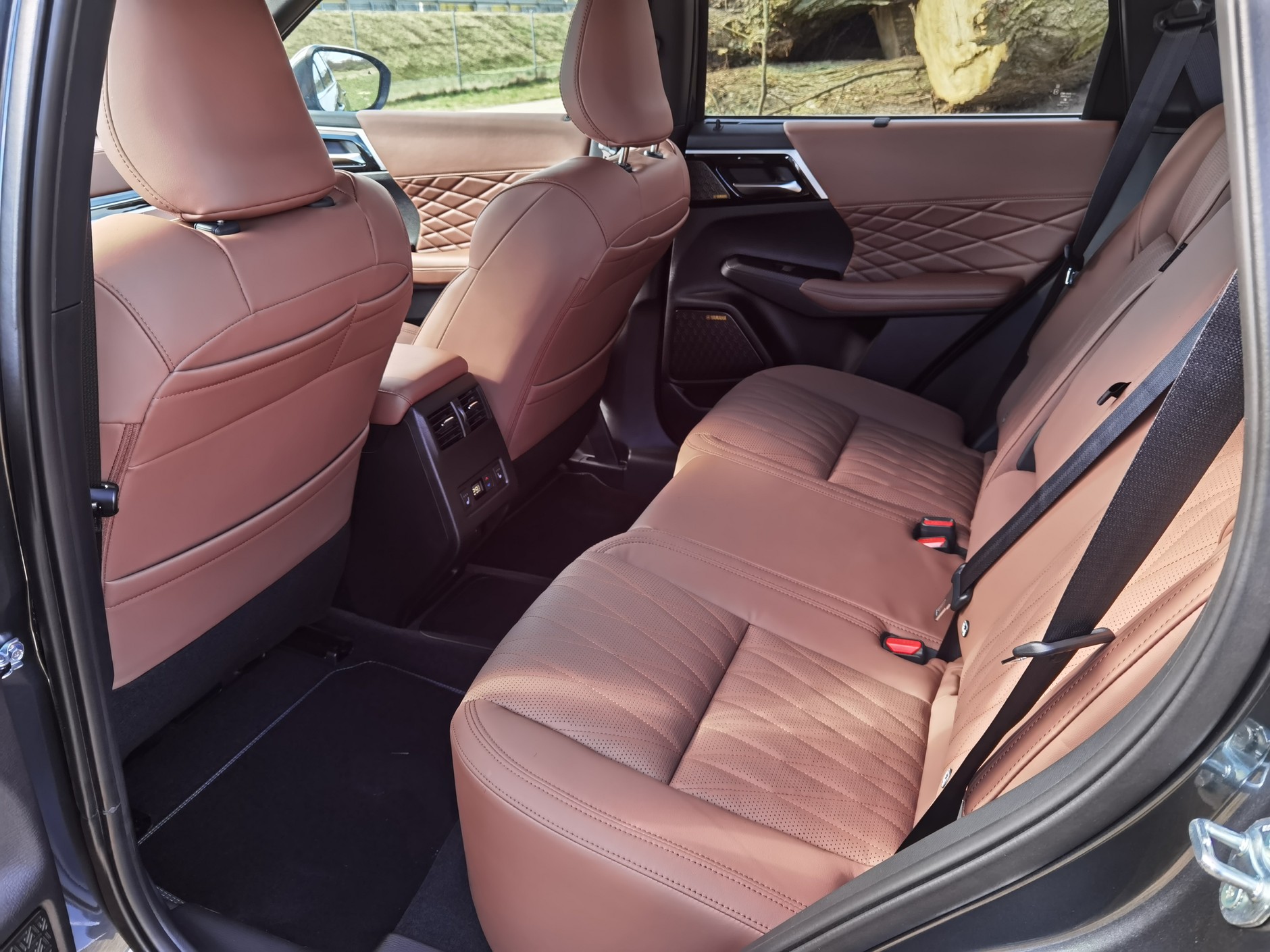 Mitsubishi Outlander PHEV